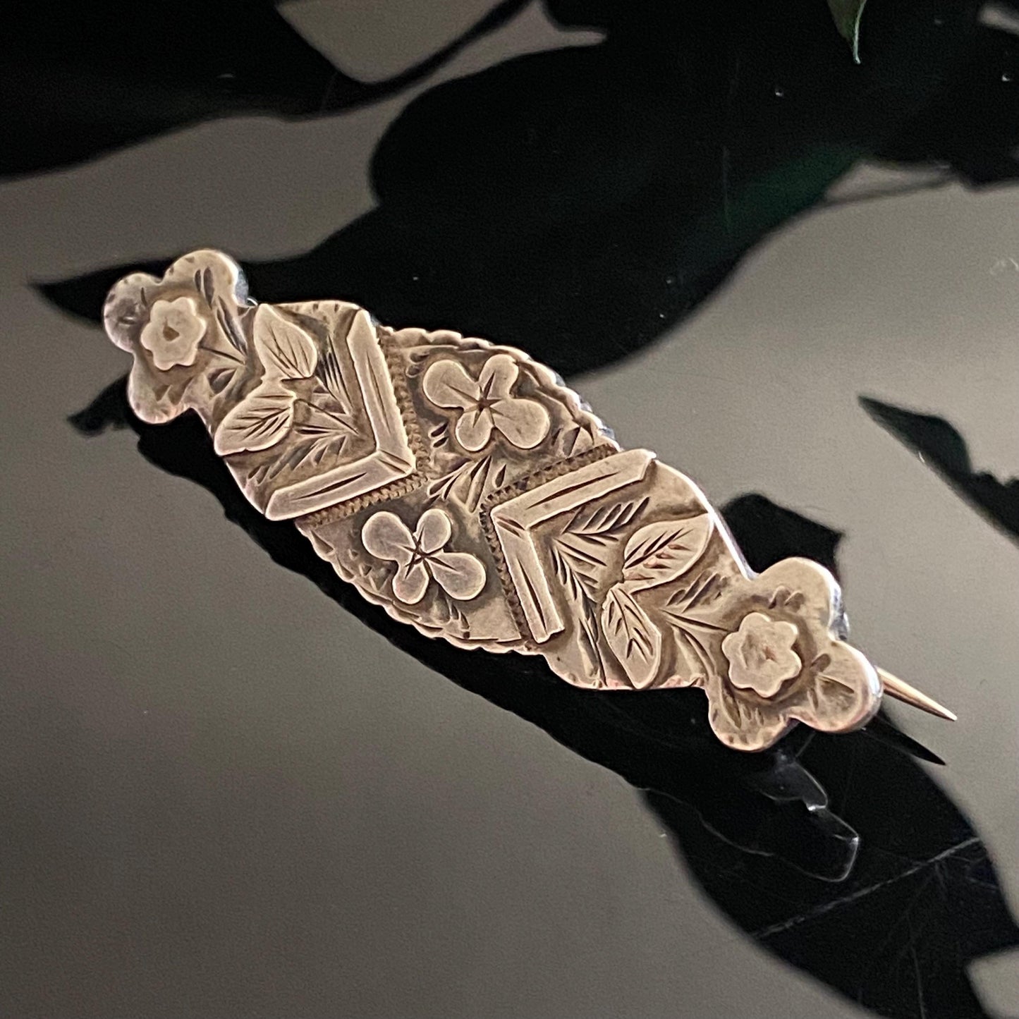 Antique Victorian English Embossed Floral Sterling Silver Bar Pin c. 1890 Chester