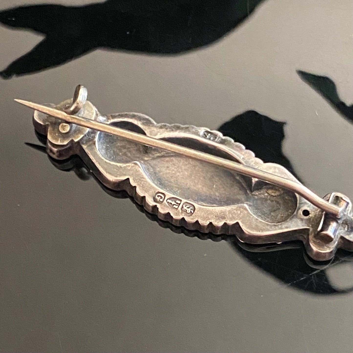 Antique Victorian English Embossed Floral Sterling Silver Bar Pin c. 1890 Chester