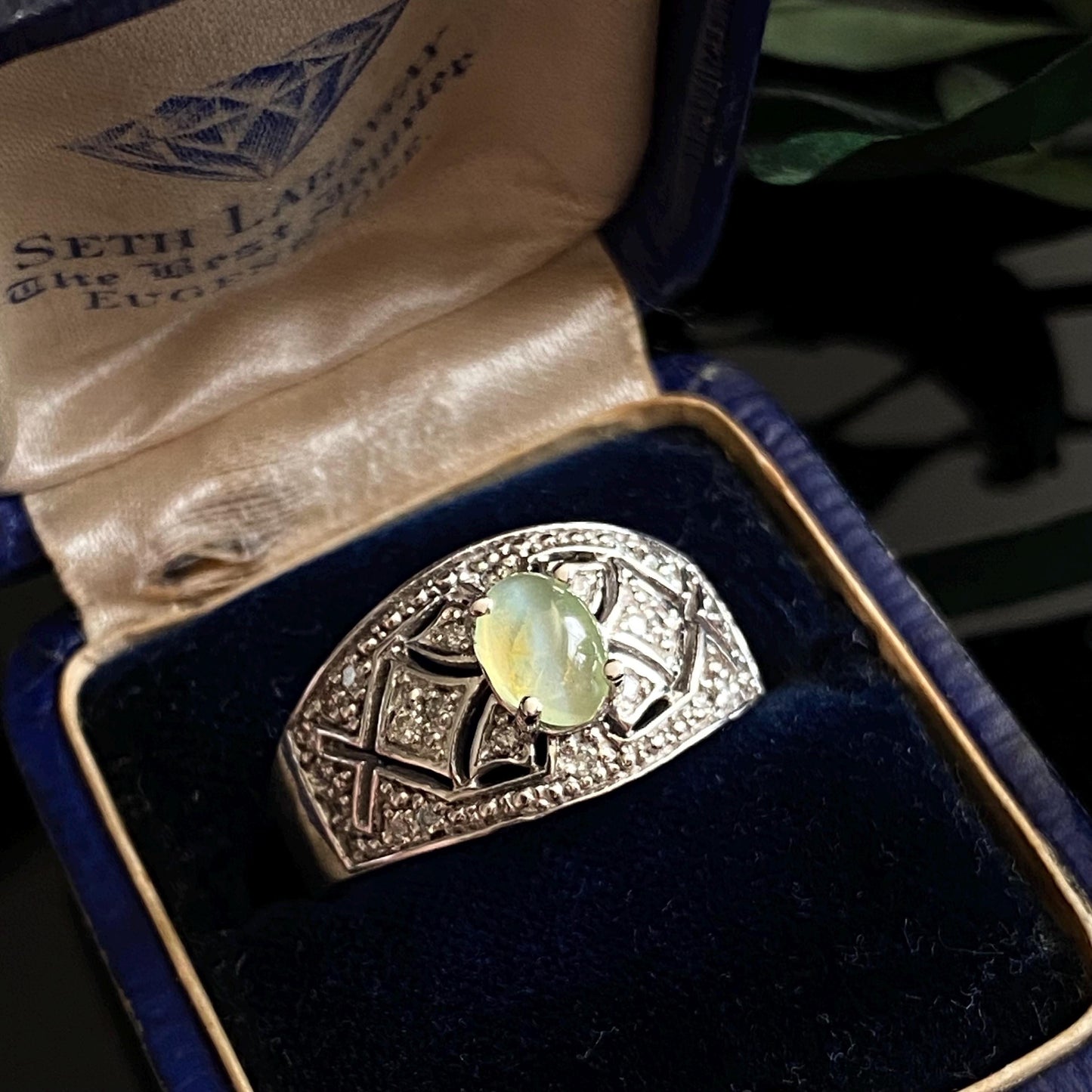 Estate 14k White Gold Cat's Eye Chrysoberyl Diamond Band Ring Size 8.75