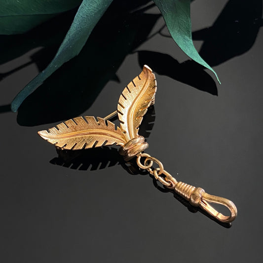 Vintage Gold Plate Double Leaf Dog Clip Hanger Pin Brooch