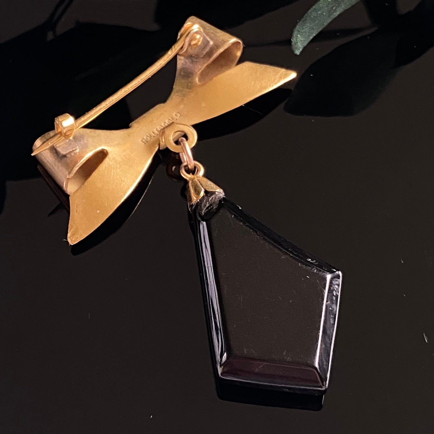 Antique Rolled Gold Bow Whitby Jet Dangle Pin Brooch