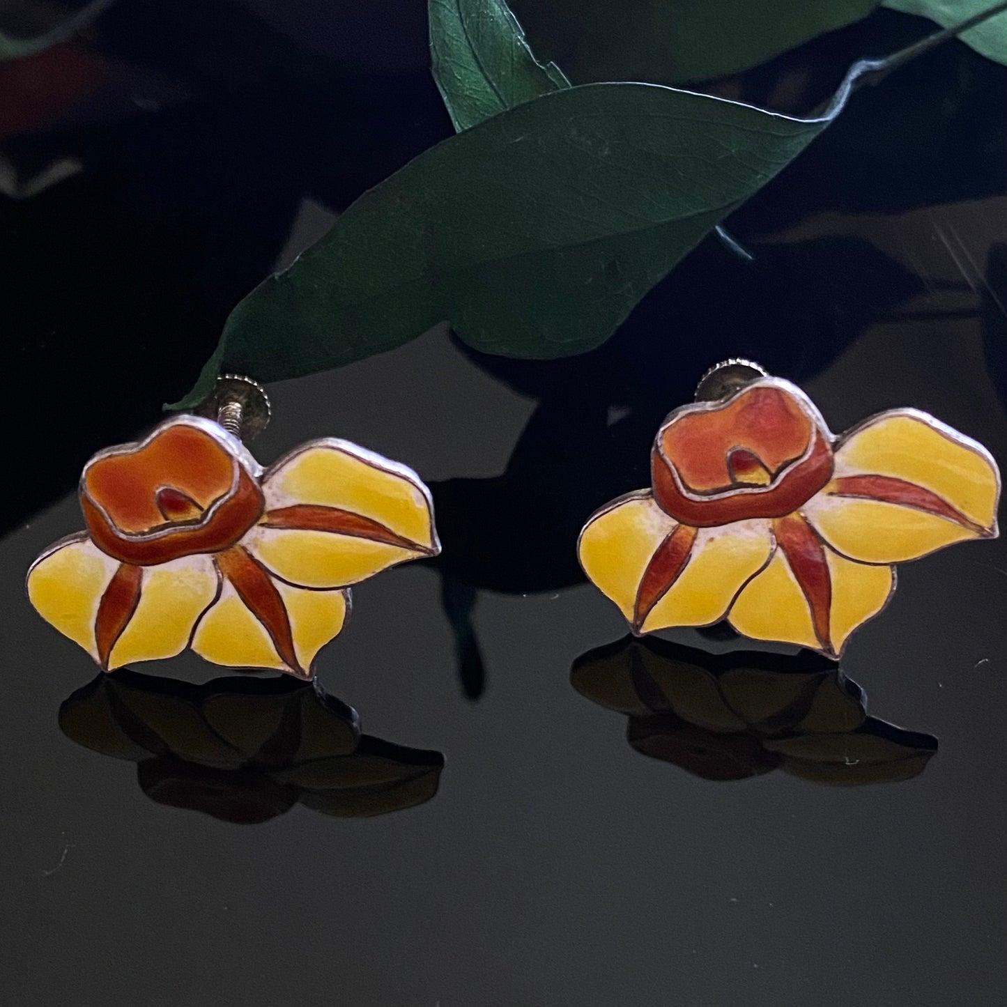 Vintage Sterling Silver Yellow Orange Cloisonne Enamel Flower Screw Back Earrings