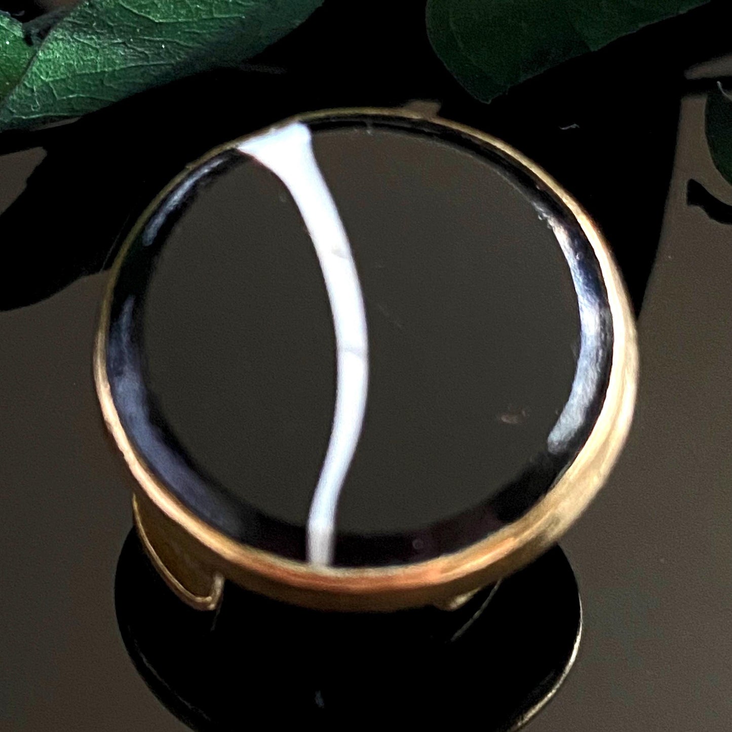 Antique Victorian Onyx Collar Button