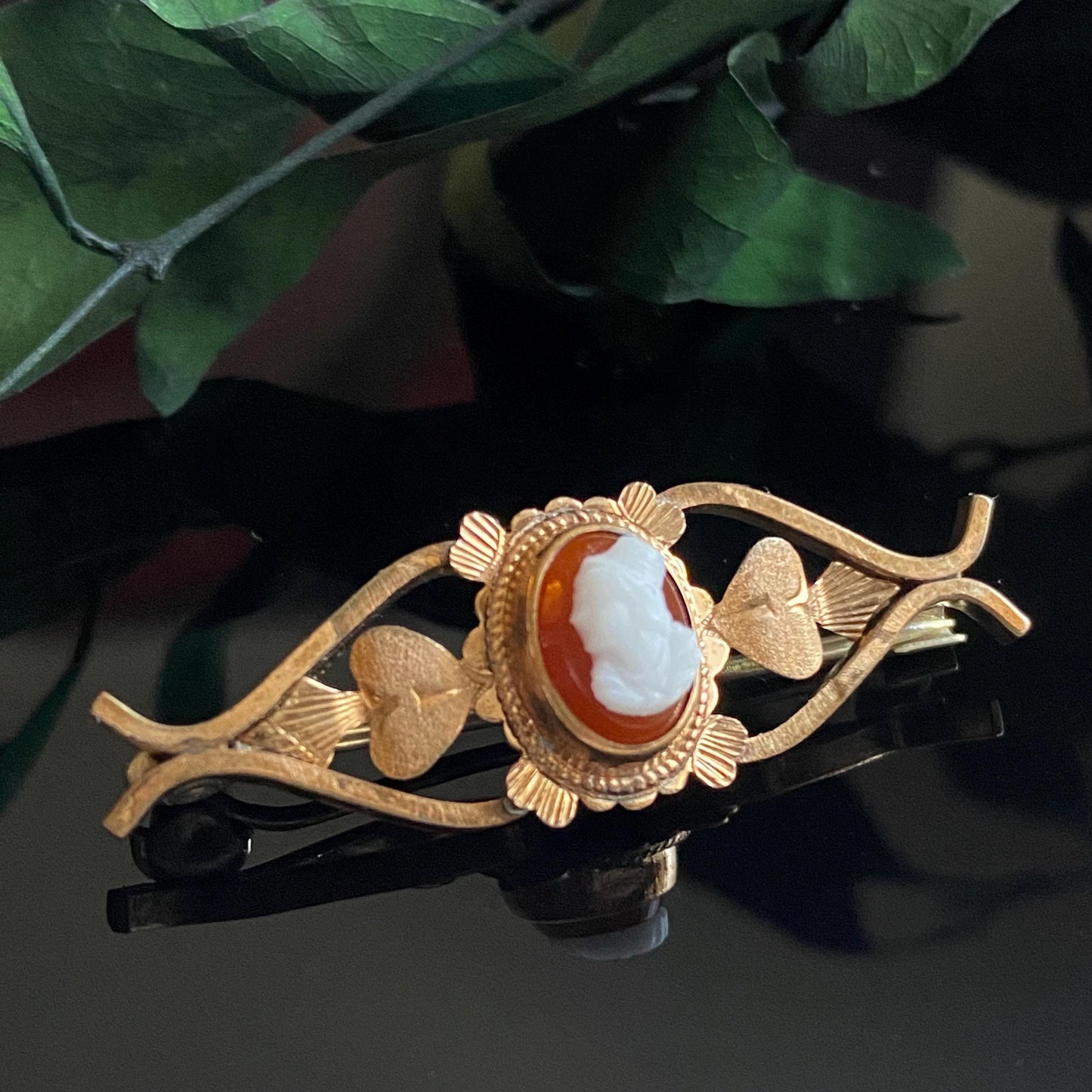 Antique Gold Filled Carnelian Cameo Pin Brooch