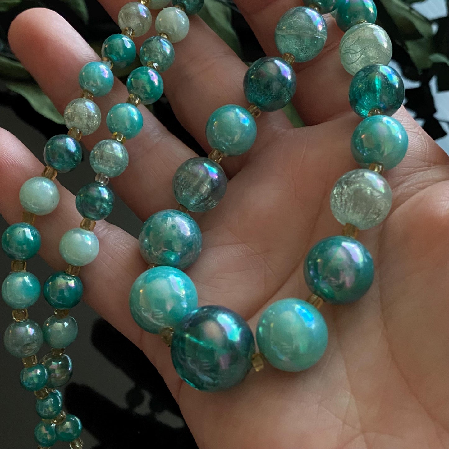 Vintage Gradiated Iridescent Round Blue Bead Necklace 22”