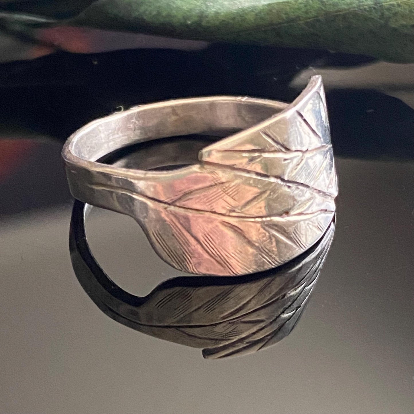 Vintage 925 Sterling Silver Artisan Double Leaf Wrap Ring Size 10