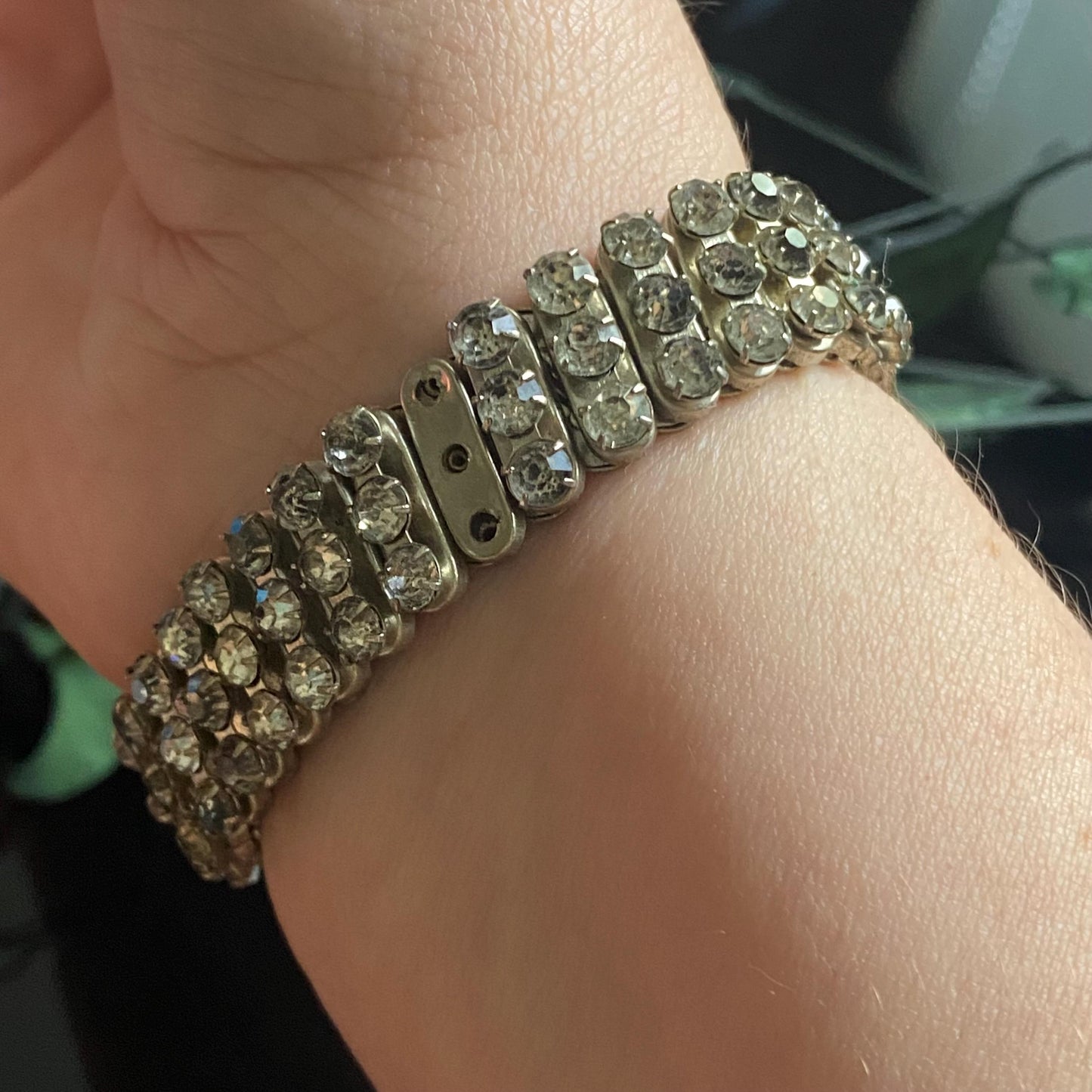 Vintage Hong Kong Metal Rhinestone Expansion Bracelet