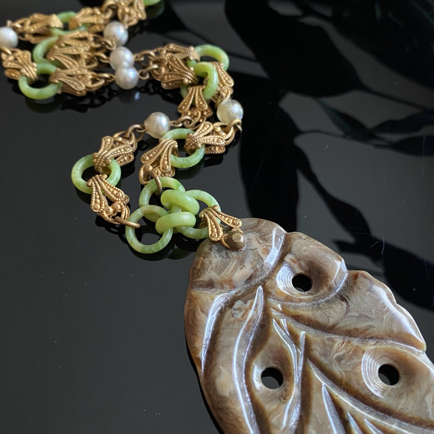 Antique Vintage Art Deco Faux Jade & Glass Pearl Filigree Necklace