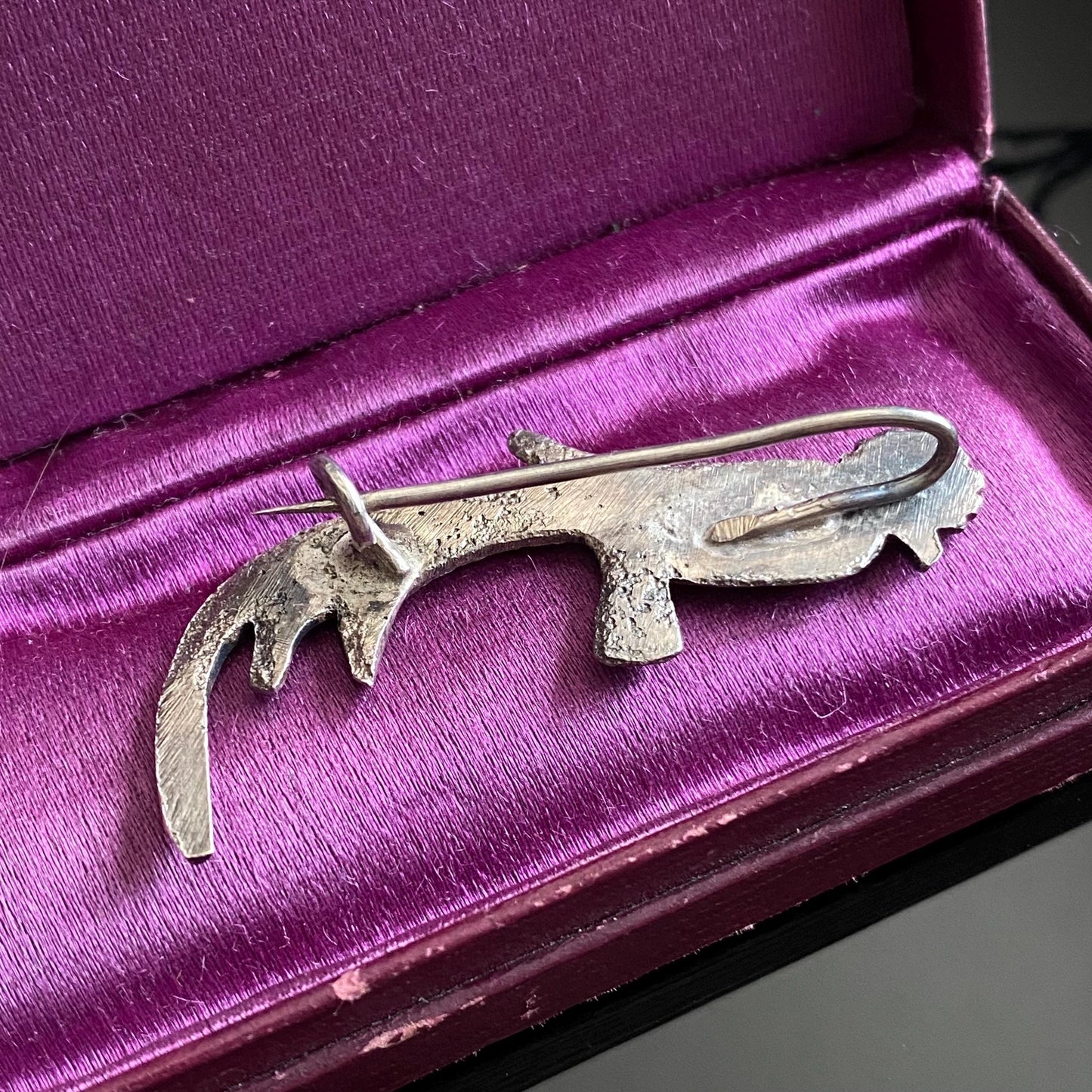 Antique 925 Sterling Silver Perched Bird Brooch