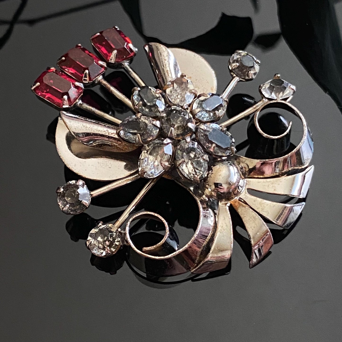 Vintage Retro White Gold Filled Red & Clear Rhinestone Floral Fan Brooch Signed Quill