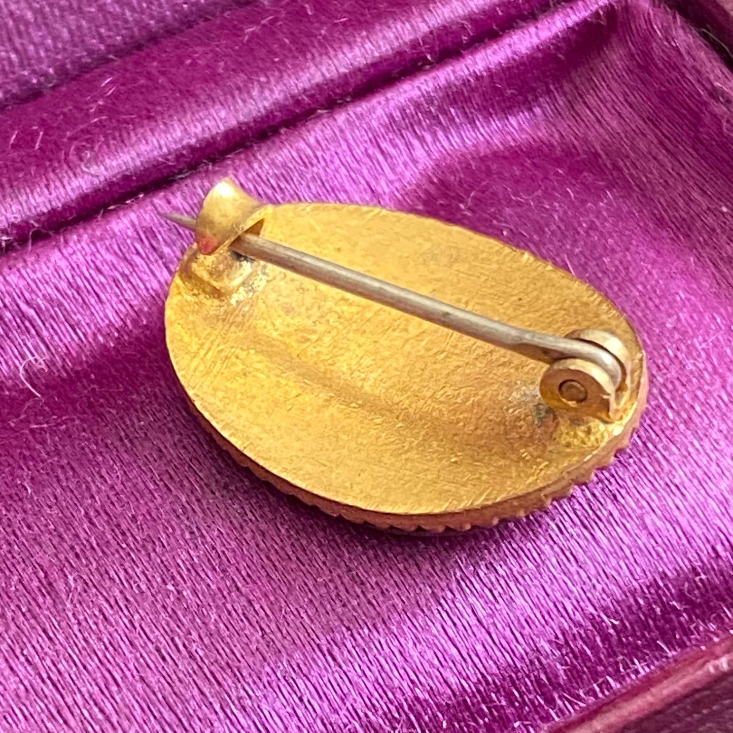 Antique Petite Oval Blank Monogram Gold Filled Pin