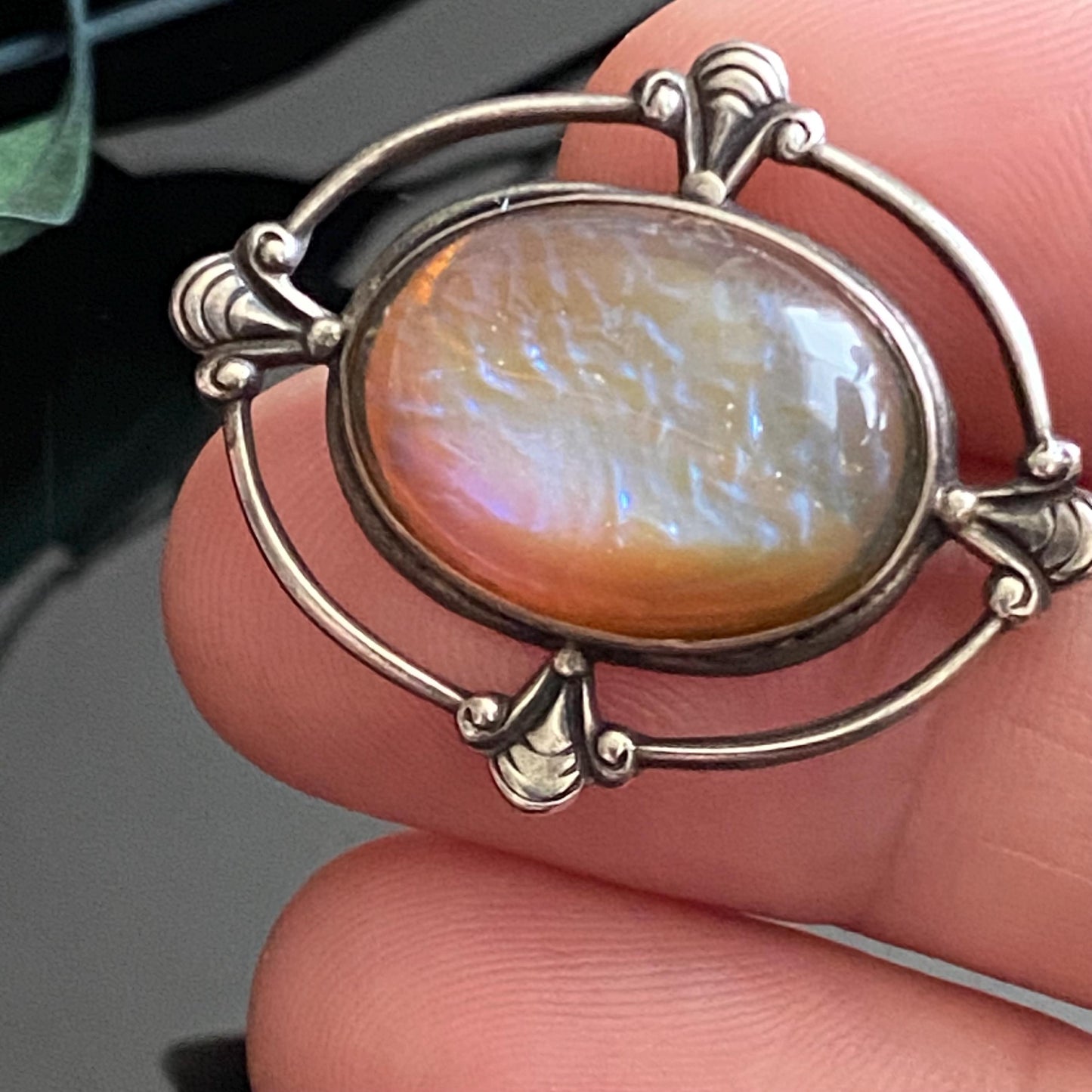 Antique 925 Sterling Silver Oval Dragon’s Breath Glass Brooch