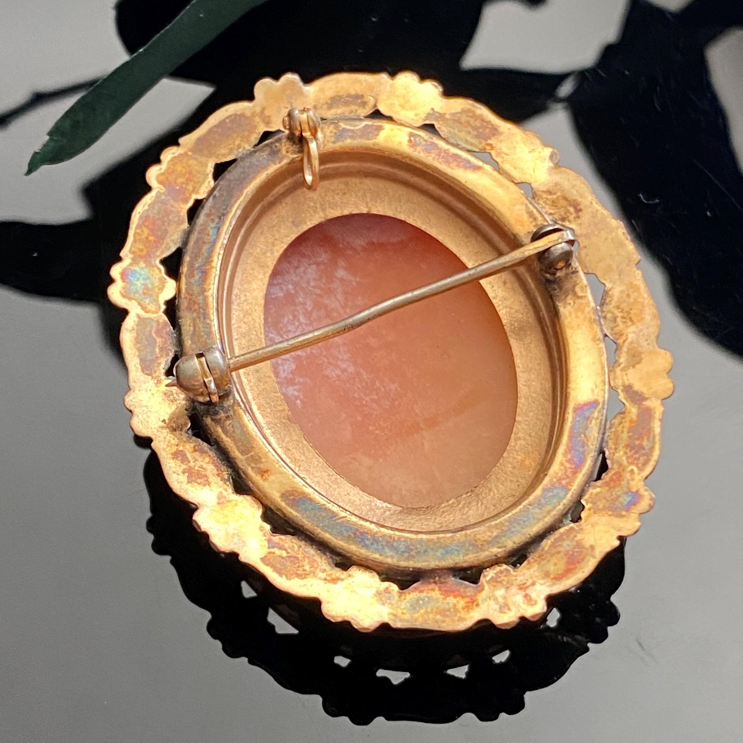 Vintage Gold Filled Carved Shell Spanish Woman Cameo Brooch Pendant
