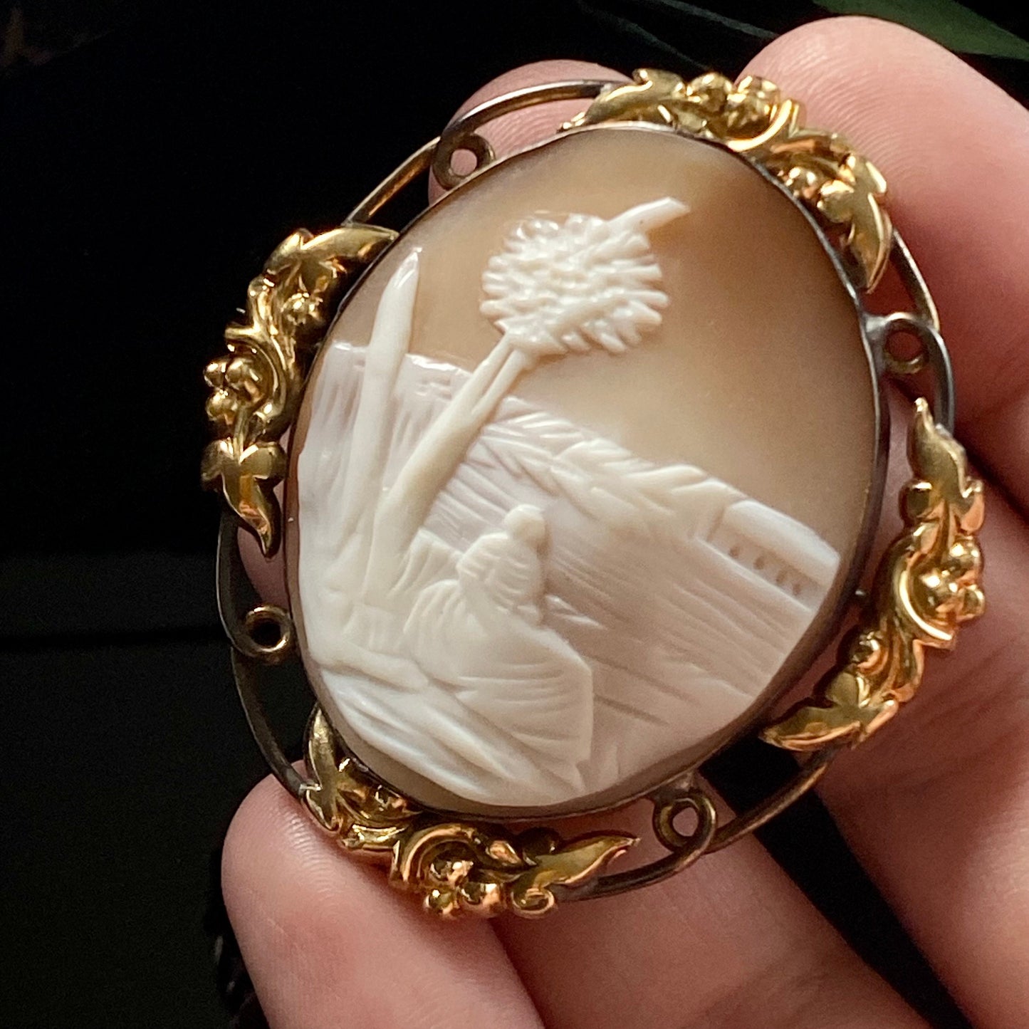 Antique Victorian Large Scenery Conch Shell Cameo Floral Brooch